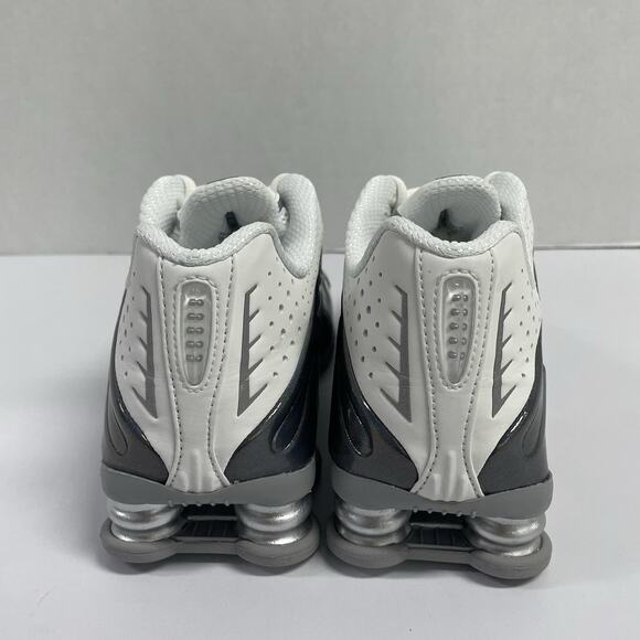 Nike Shox R4 White Iridescent IB7703 100 Size 6.5 Women White Multi-Color Y2K